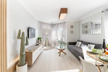 Apartment for 4 People in La Carihuela, Torremolinos, Photo 1