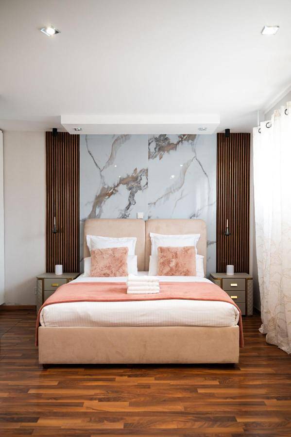 Bussy Luxury Villa - Disneyland Paris 6Bdr & Ac in Bussy-Saint-Georges, Seine-et-Marne