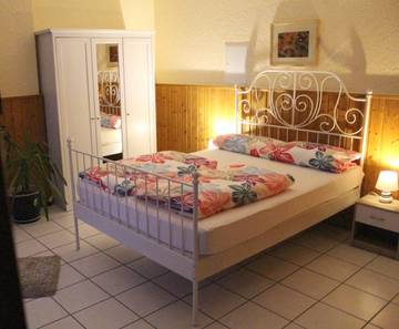 Ferienwohnung für 7 Personen, mit Terrasse und Ausblick in Mainz