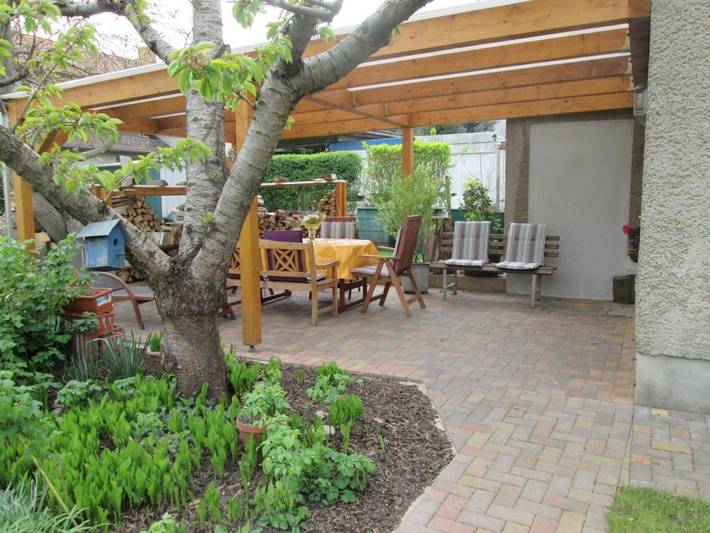 Ferienhaus für 3 Personen, mit Terrasse und Garten
