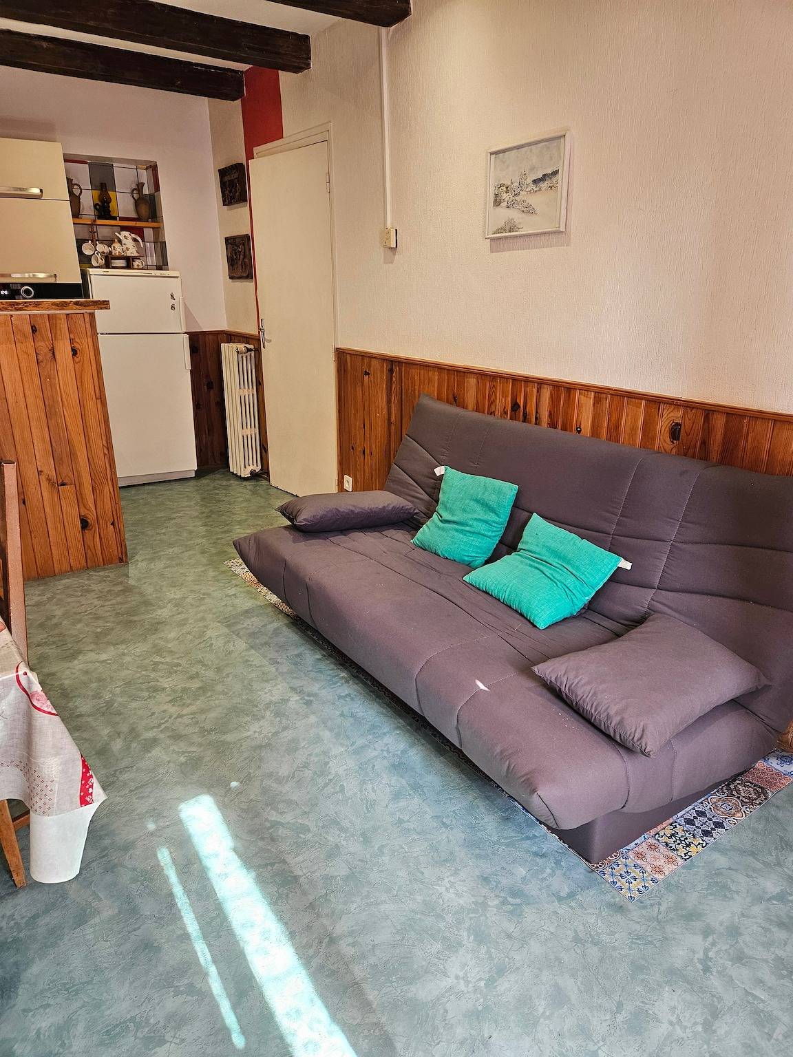Holiday Home “Gîte 732 in the Lake Region” with Wi-Fi in Bonlieu, Jura Francais
