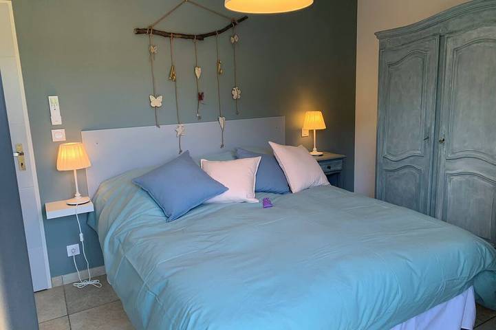 Location de vacances pour 6 personnes, avec jardin et terrasse à Maubec - 4