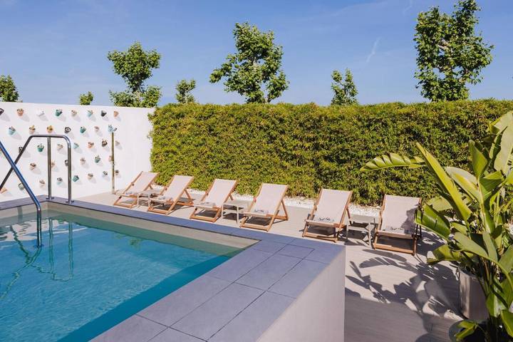 Apartamento para 2 personas, con Terraza además de Piscina y Vistas en El Prat de Llobregat