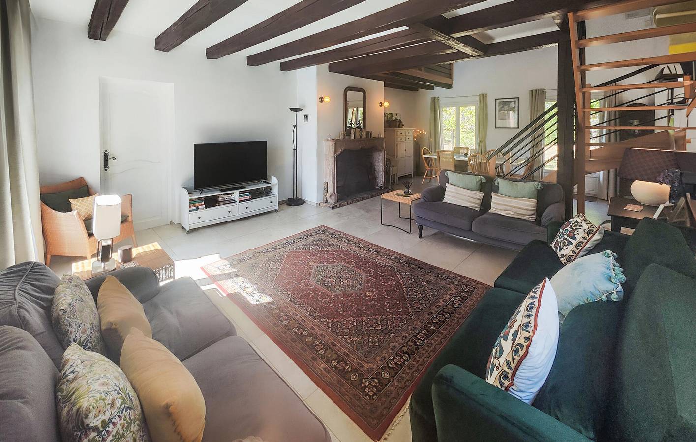 Appartement de luxe avec piscine et parking à 800m du centre d'Assignan in Assignan, Région de Béziers