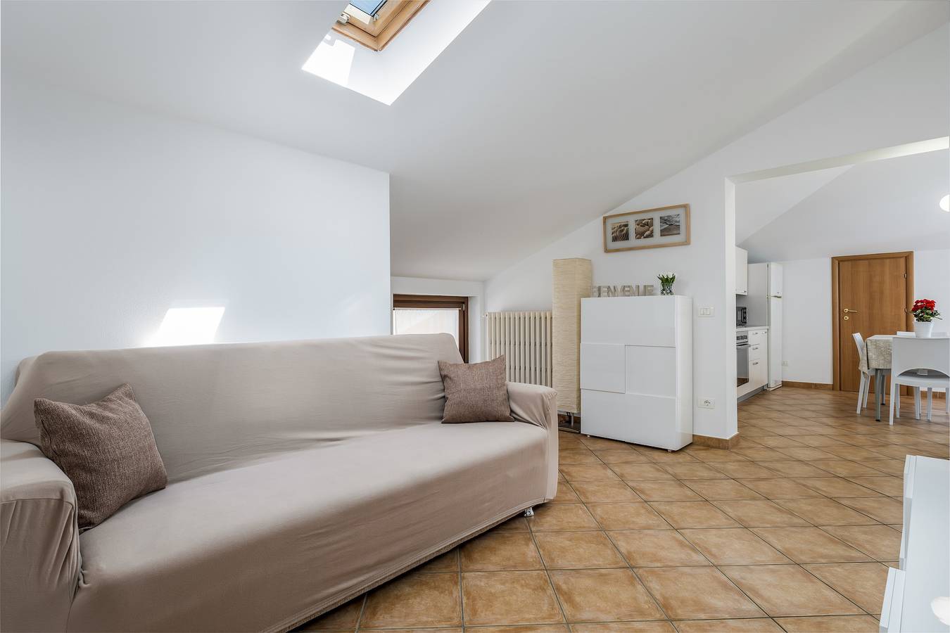 Appartamento intero, Appartamento vacanze per 4 persone con giardino in Cavaion Veronese, Prealpi Gardesane