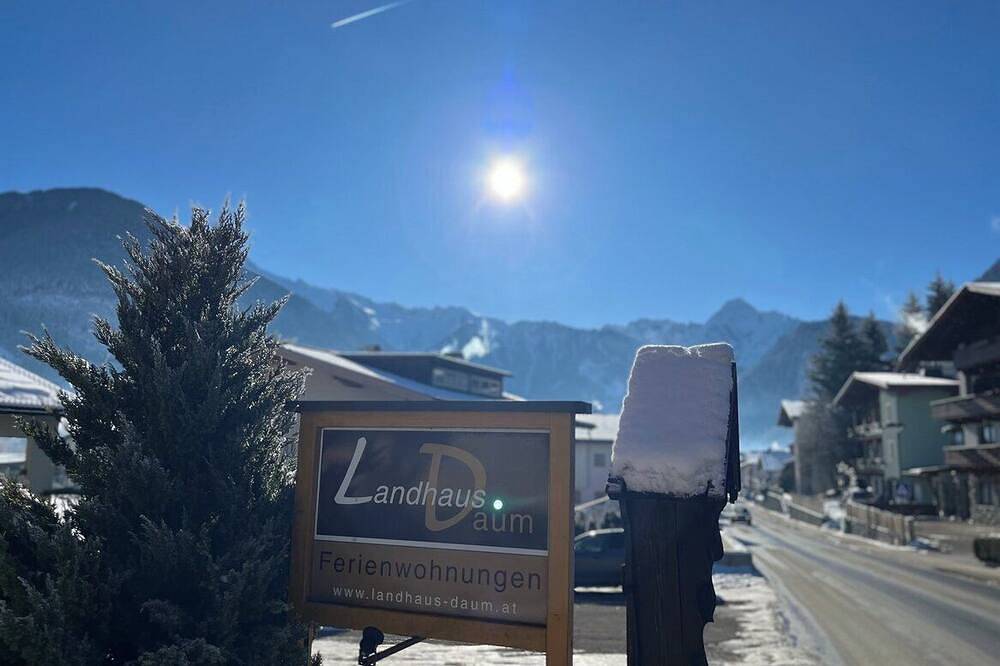 Ganze Wohnung, Ahorn, 120m²,Schwendau/Hippach, 2,5km vom Skigebiet entfernt im Landhaus Daum in Tuxer Alpen, Schwendau