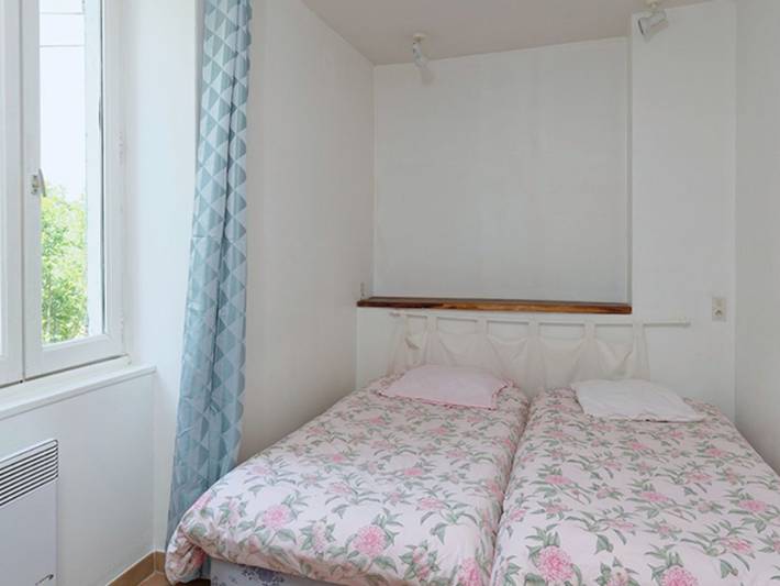 Gîte pour 4 personnes, avec piscine, animaux acceptés à Les Aires - 4