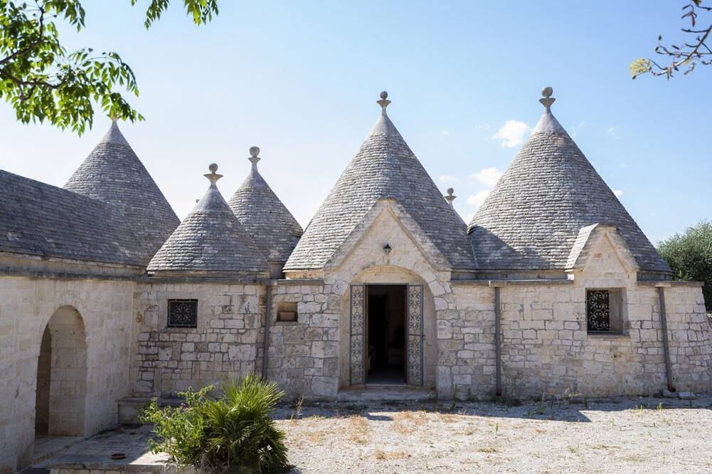 Appartement entier, Trulli Luna with veranda and parking in Martina Franca, Province de Taranto
