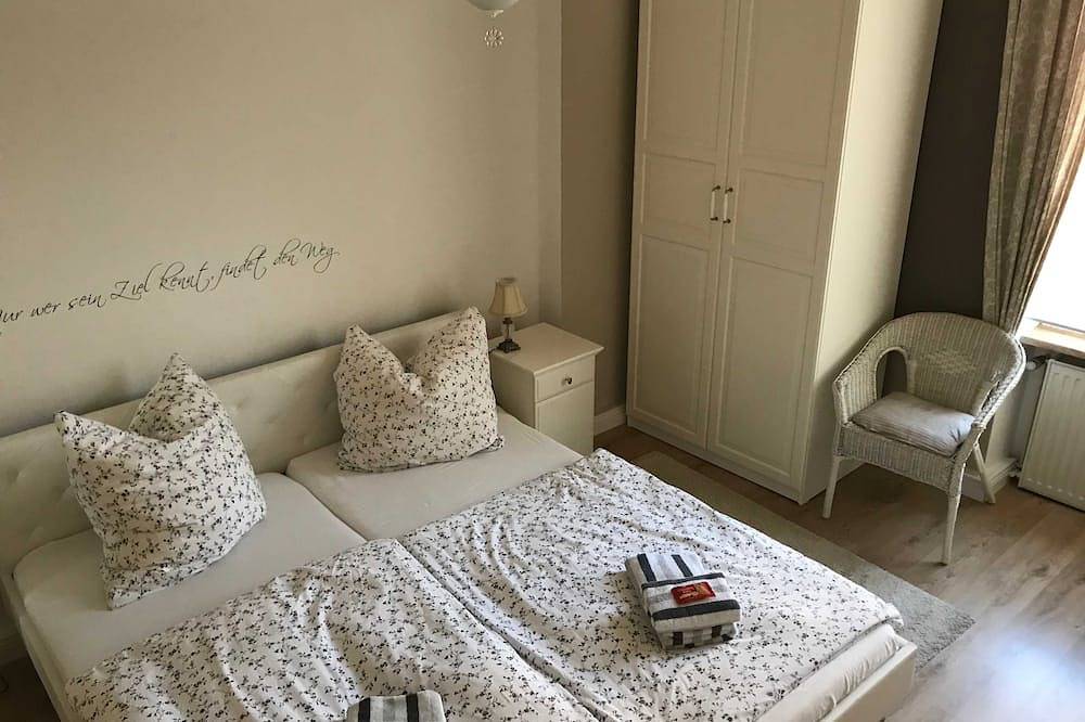 Ganze Wohnung, Ferienwohnung 4 - Ferienwohnung Eckloff in Wittenberg, Wittenberg (Landekris)