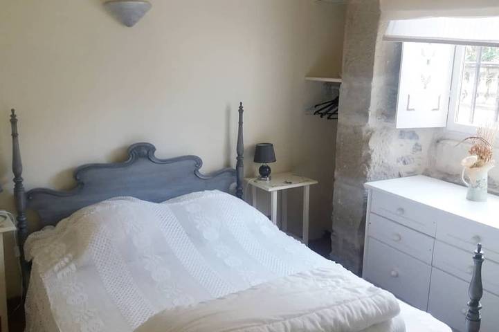 Location de vacances pour 2 personnes, avec terrasse ainsi que piscine et balcon/terrasse à Lalevade-d'Ardèche - 2