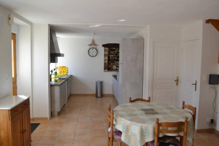 Gîte pour 4 personnes, avec terrasse et jardin dans Lamballe-Armor - 2