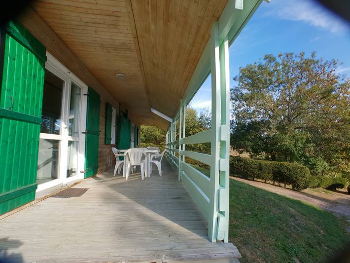 Chalet pour 12 personnes, avec jardin et bassin pour enfant, animaux acceptés - 1