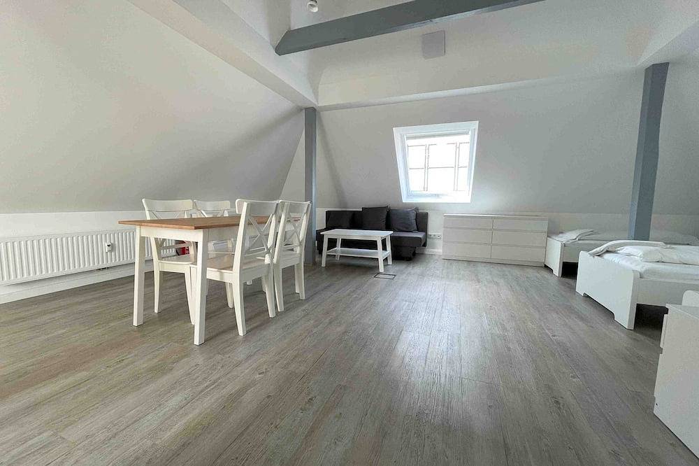 Ganze Wohnung, Gemütliche Monteurwohnung in Schwandorf, Ostbayern