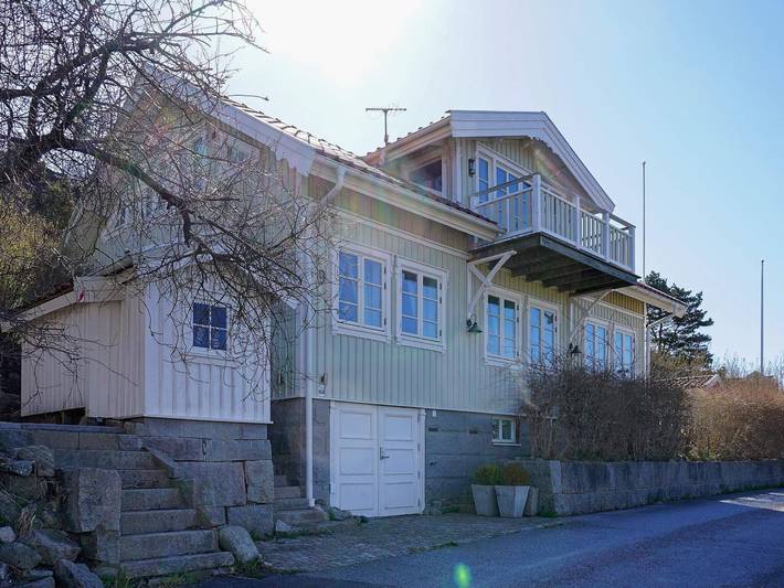 Ferienhaus für 9 Personen, mit Terrasse und Garten in Tanum