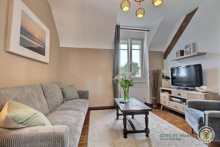 Gîte pour 4 personnes, avec Jardin et Vue dans Plage de la Ville Berneuf - 2