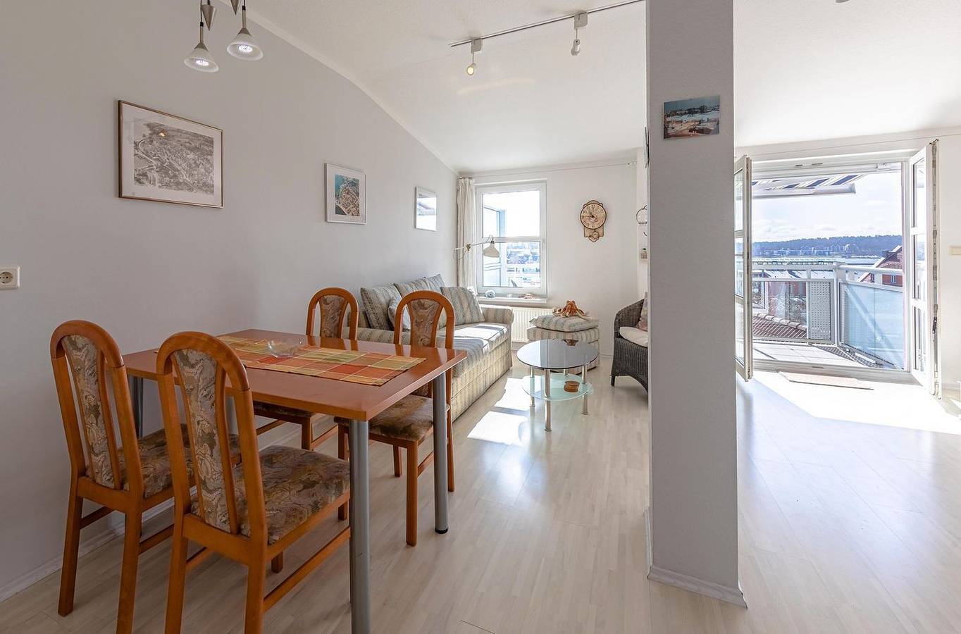 Ganze Wohnung, Ferienwohnung „Hafenpanorama“ mit Blick auf den Hafen und Müritz in Waren (Müritz), Müritz