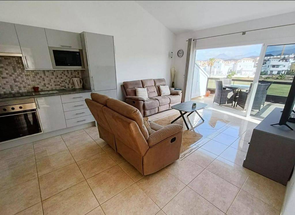 Entire holiday apartment, Beach Apartment in Amarilla Golf- Sleeps 4 in Amarilla Golf, San Miguel de Abona