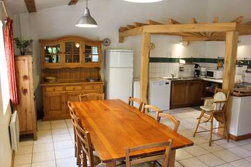 Gîte for 10 Guests in Blieux, Provence, Picture 4