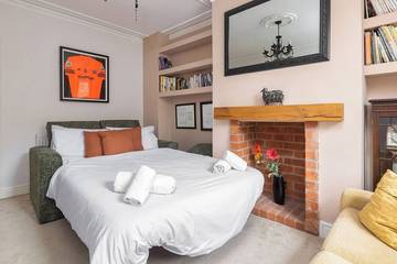 Holiday Home for 10 People in Lytham St Annes, Lancashire, Photo 1