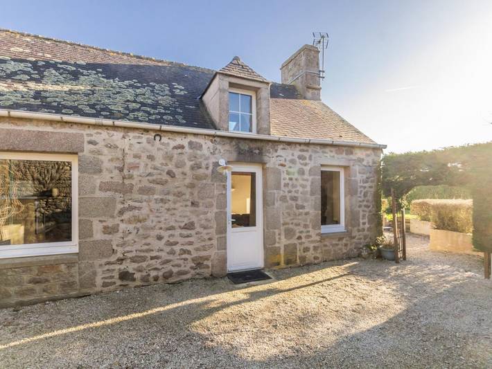 Gîte pour 4 personnes, avec terrasse, animaux acceptés à Réville - 2