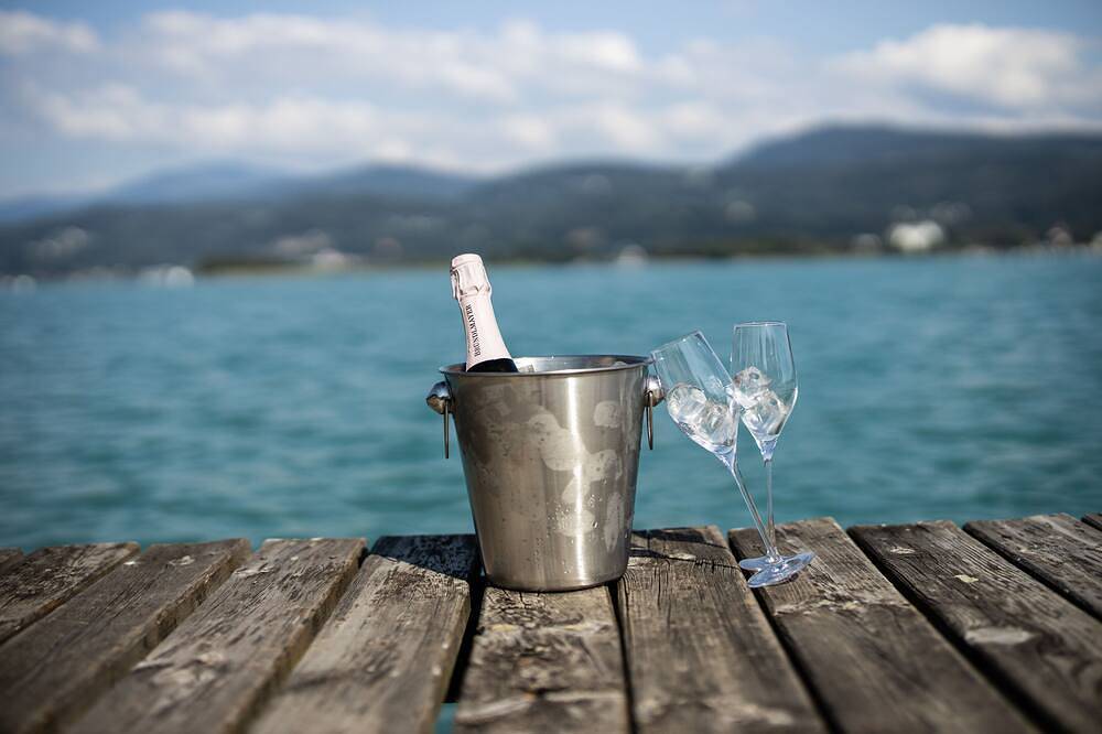 Linde Villa am Wörthersee mit privatem Strand in Maria Wörth, Klagenfurt-Land