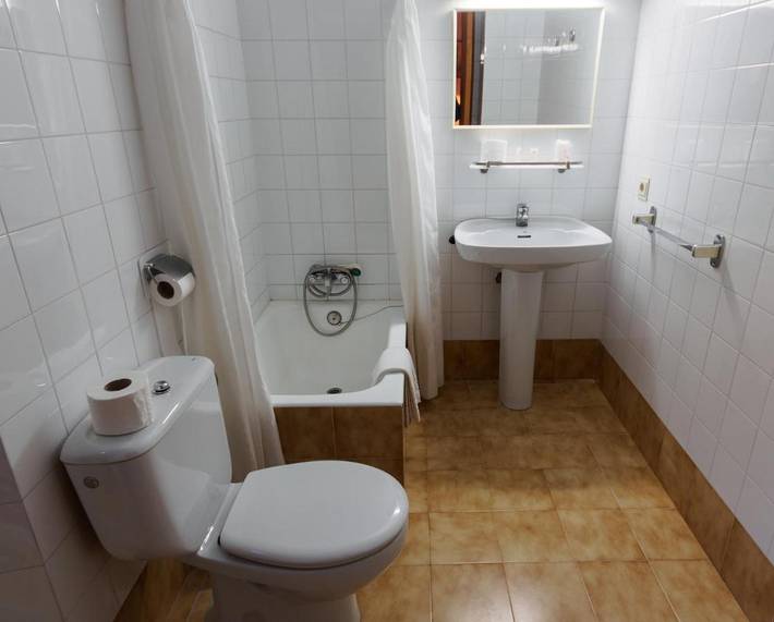 Maison d’hôte pour 2 personnes, avec vue et jardin ainsi que piscine et terrasse dans les Îles Baléares - 2