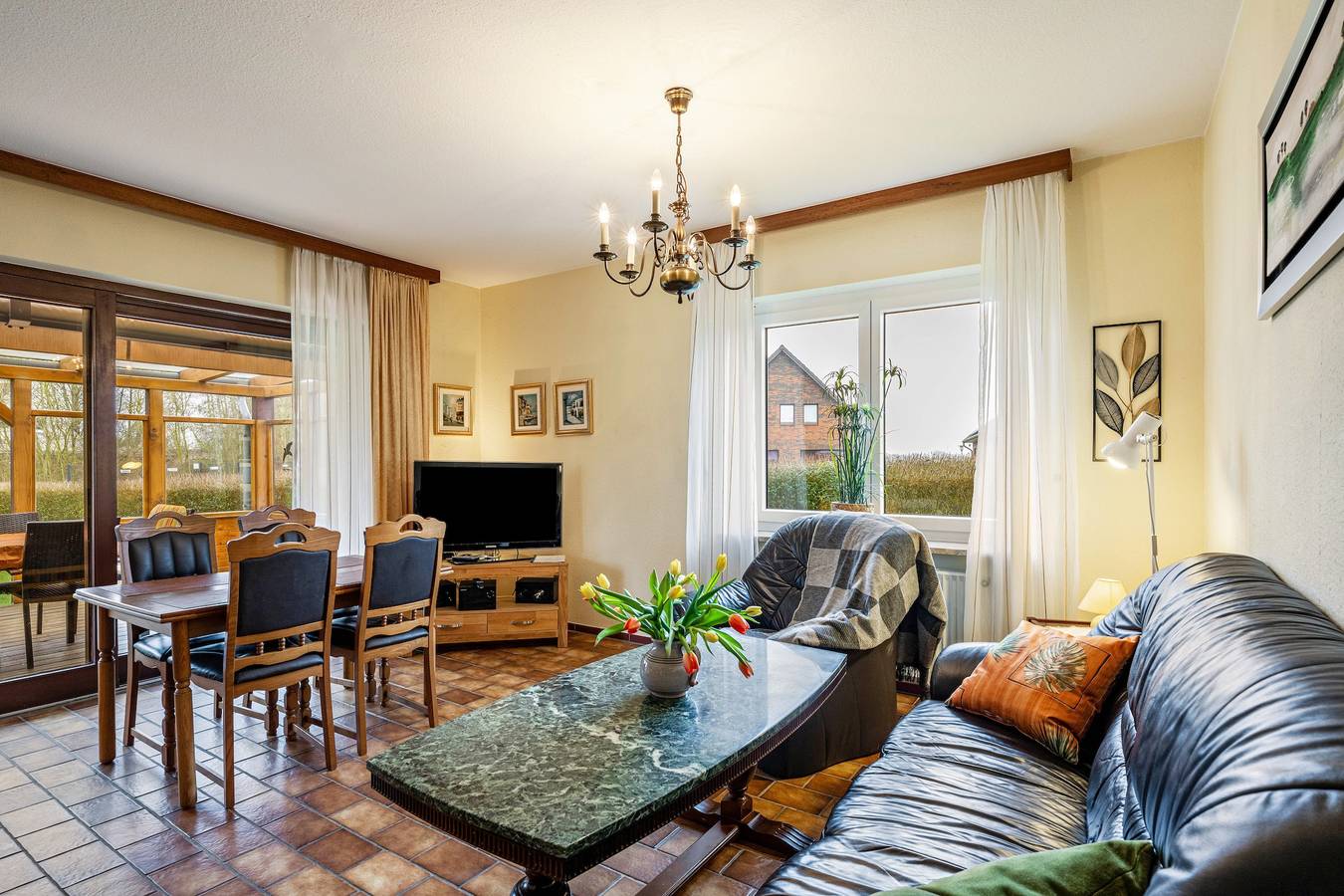 Entire apartment, Apartment 'Westerdeich' with Private Terrace, Shared Garden and Wi-Fi in Stinteck, Westerdeichstrich