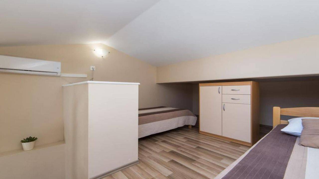 Ganze Ferienwohnung, Ferienwohnung für 2 Personen (36 m²) in Drvenik in Drvenik, Makarska Riviera