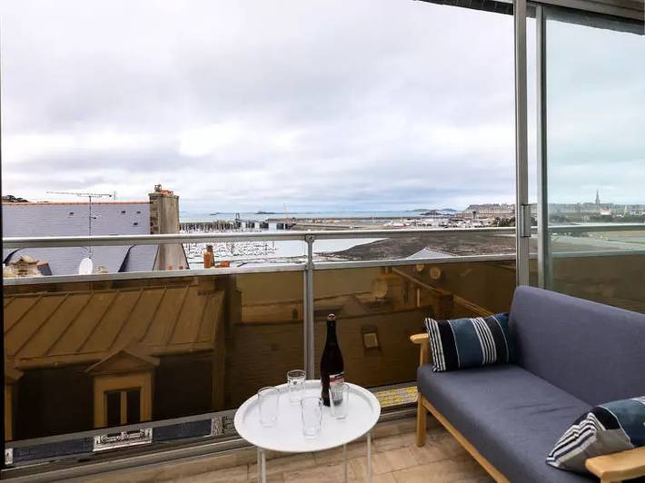 Gîte pour 6 personnes, avec balcon dans Port de Plaisance des Sablons - 2