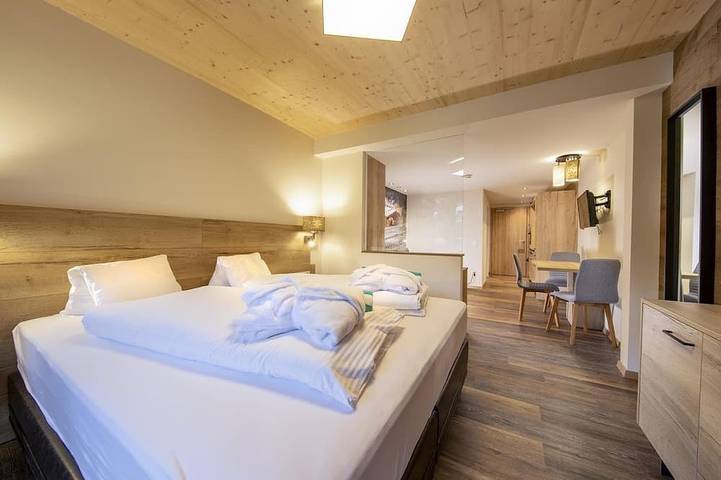 Appart’hôtel pour 3 personnes, avec sauna ainsi que jardin et balcon