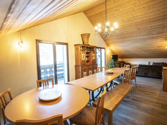 Entire apartment, Chalet in Châtel 6 bedrooms, 12 people in Châtel, Les Portes du Soleil