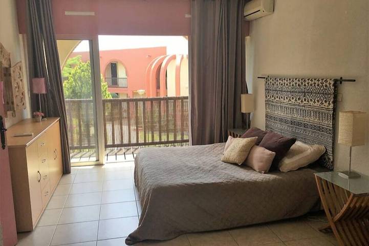 Gîte pour 4 personnes, avec terrasse ainsi que piscine et jardin dans Casino du Cap d'Agde - 2