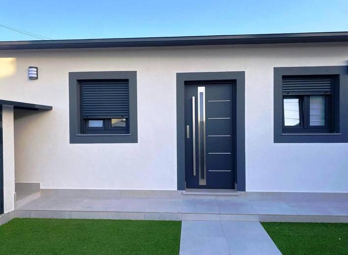 Chalet para 4 personas, con jardín además de jacuzzi y piscina en La Janda - 2