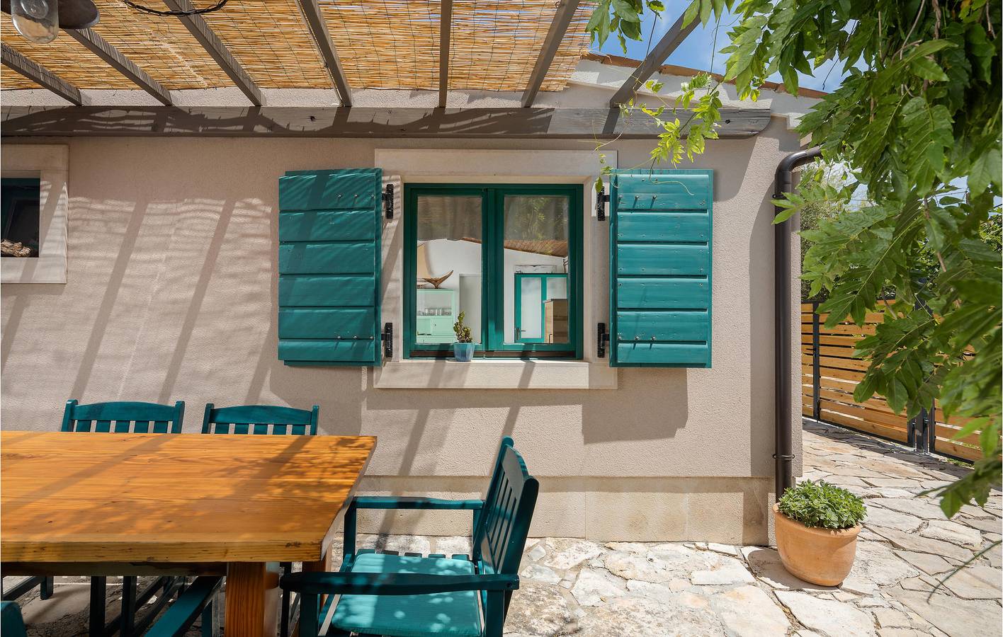 Holiday home for 6 people with terrace in Medulin City, Medulin