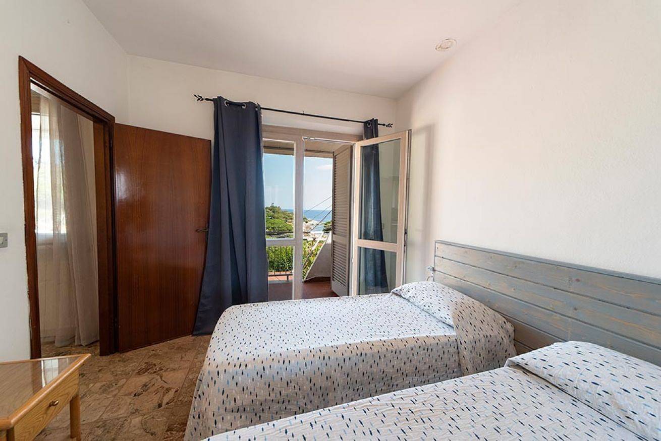 Ganze Wohnung, Ferienwohnung für 6 Personen mit Balkon/Terrasse in Campo nell'Elba, Elba