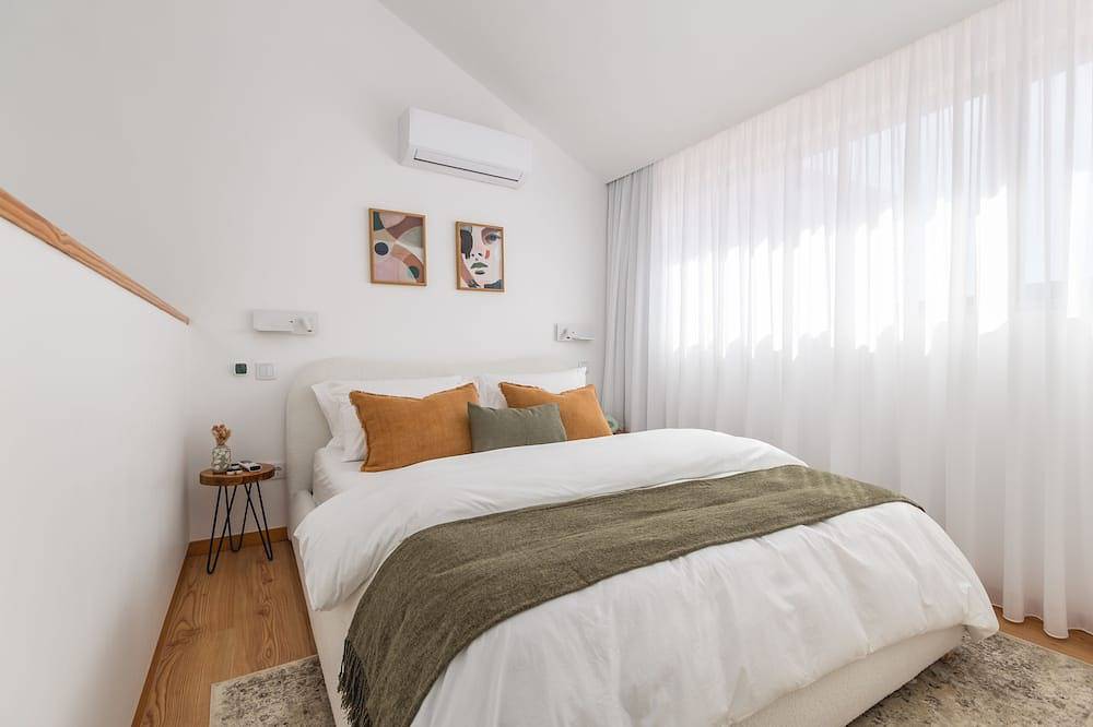 Urban Loft - Our Chic City Loft! in Cedofeita, Porto