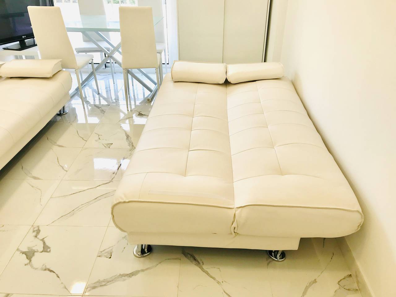 Estudio entero, Estudio moderno de diseño cerca de la playa con piscina in Central Lloret de Mar, Lloret de Mar