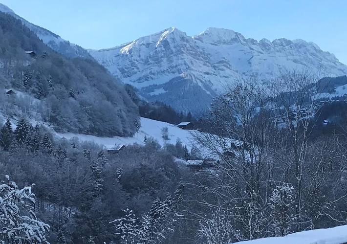 Chambre d’hôte pour 2 personnes, avec terrasse ainsi que jardin et vue en Suisse - 3