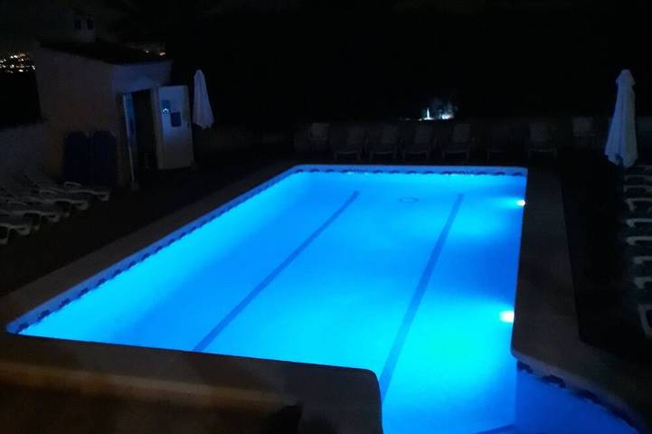 Villa pour 24 personnes, avec jardin à El Campello