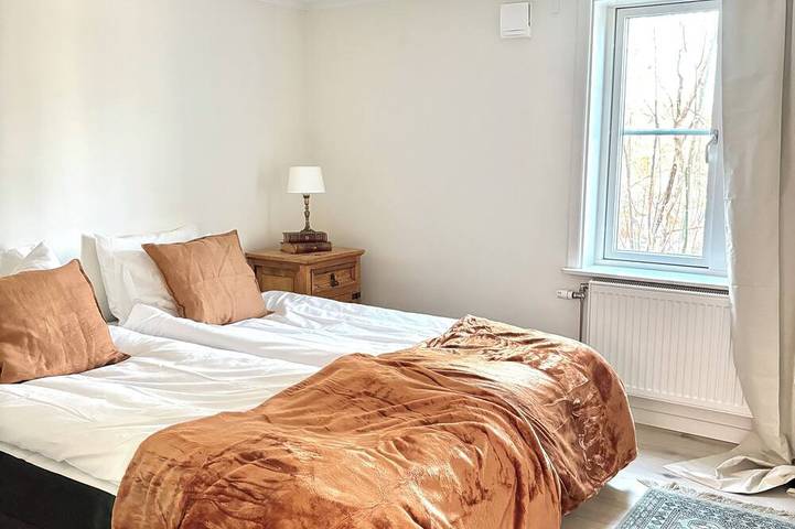 Ganze Wohnung, Charming accommodation near station - 11 minutes to Liseberg in Lindome, Västergötland