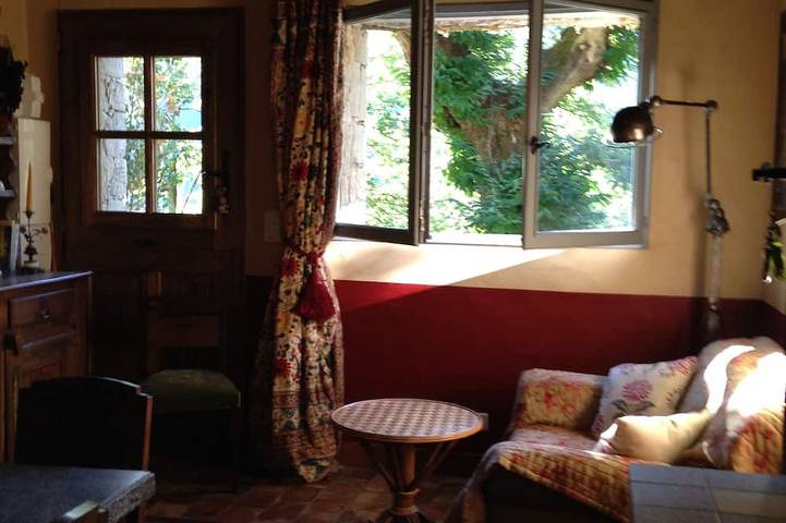 Location de vacances pour 3 personnes, avec terrasse et jardin à Ucciani - 4