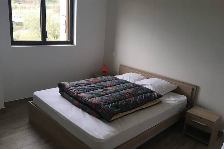 Location de vacances pour 6 personnes, avec balcon et piscine à Rosières (Ardèche) - 2