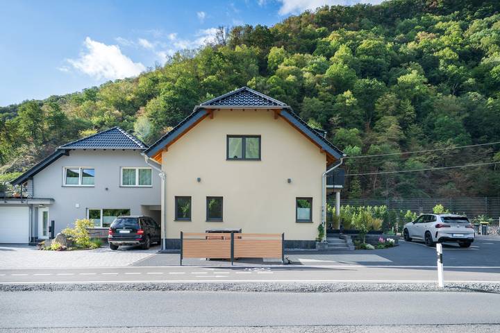 Apartamento entero, Apartamento 'Erdgeschoss' con terraza privada, Wifi y aire acondicionado in Bad Neuenahr-Ahrweiler, Ahrtal