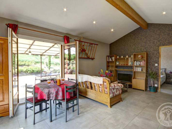 Gîte pour 3 personnes, avec jardin dans la Loire - 3