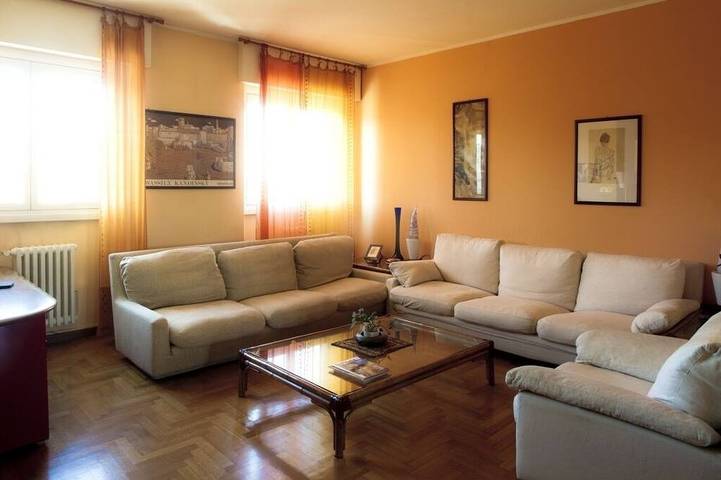 Apartamento de vacaciones para 6 personas, con balcón en Milán