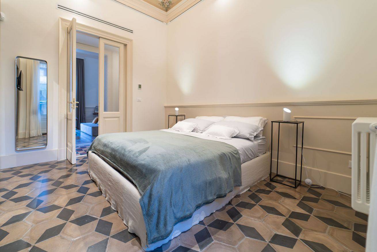 Appartamento intero, Umberto Charming Home - Elegante dimora in centro in Catania, Catania e dintorni