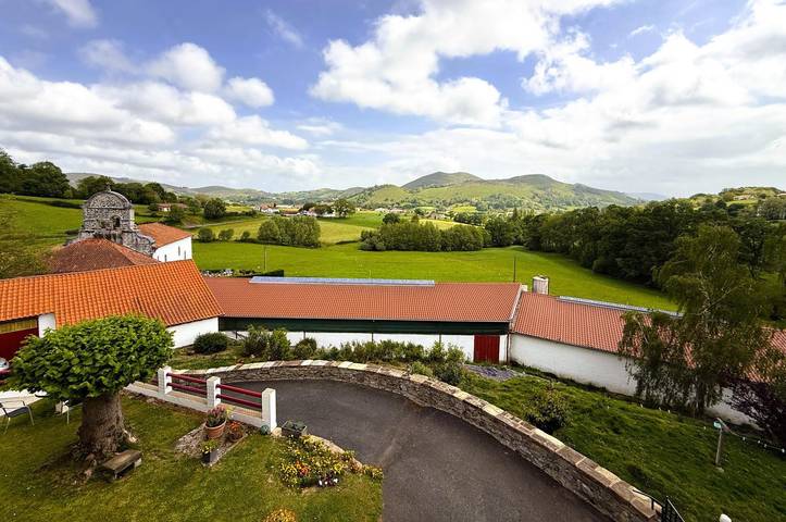 Chambre d’hôte pour 3 personnes, avec Terrasse au Pays basque - 4