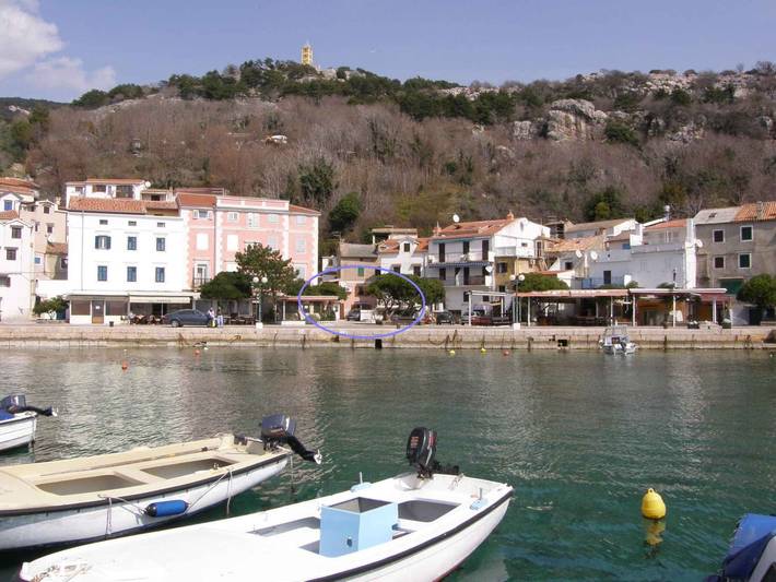 Apartamento vacacional entero, Apartamento vacacional en puerto, con aire acondicionado e internet in Baska, Krk (isla)