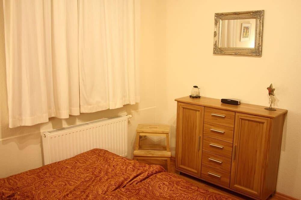 Apartamento entero, Exclusivo apartamento con vistas al mar, terraza orientada al sur, jardín u. estacionamiento in Groß Zicker, Mönchgut