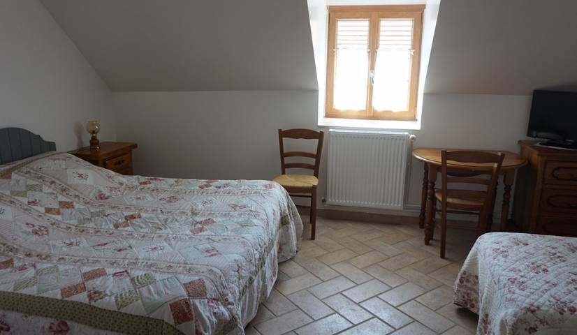 Chambre d’hôte pour 3 personnes, avec jardin et piscine, animaux acceptés dans Oise - 2